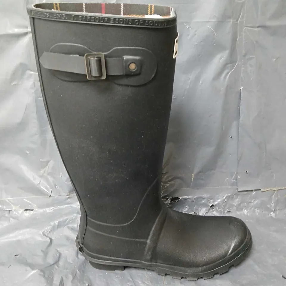 BARBOUR MENS BEDE WELLIES IN BLACK - SIZE 10