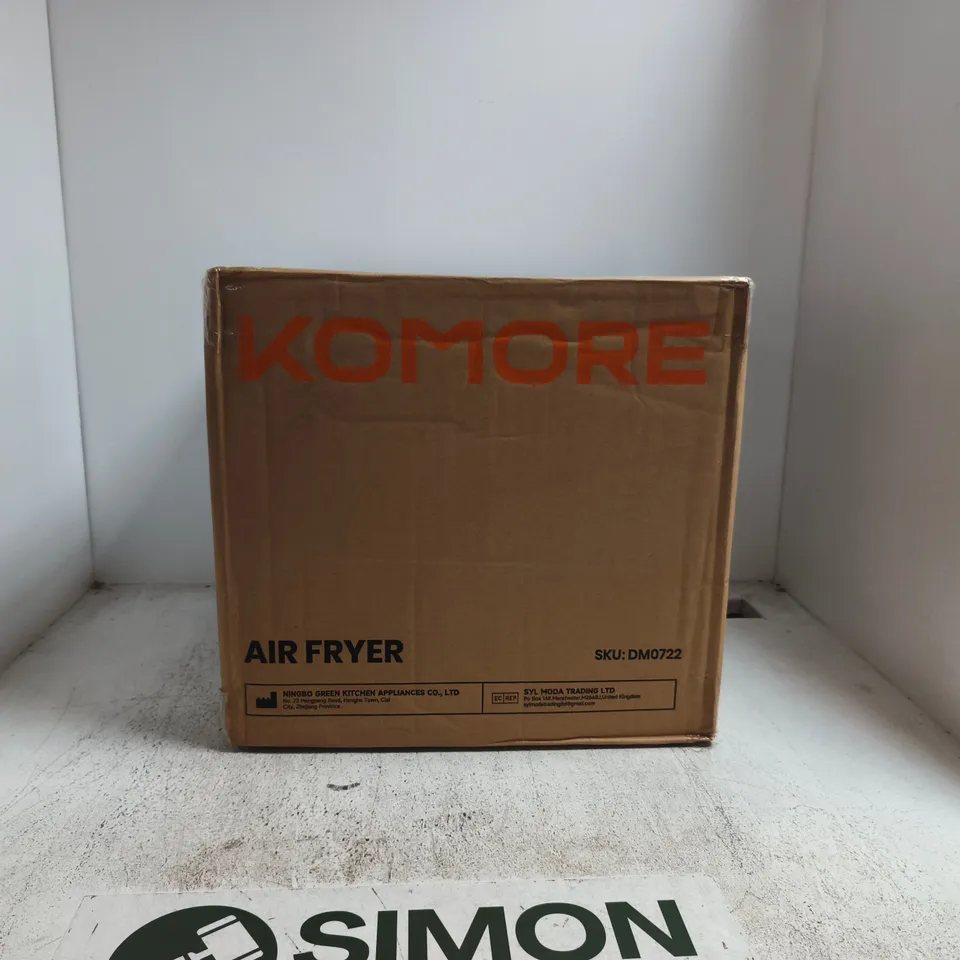 KOMORE AIR FRYER DM0722 9L 2100W – BOXED