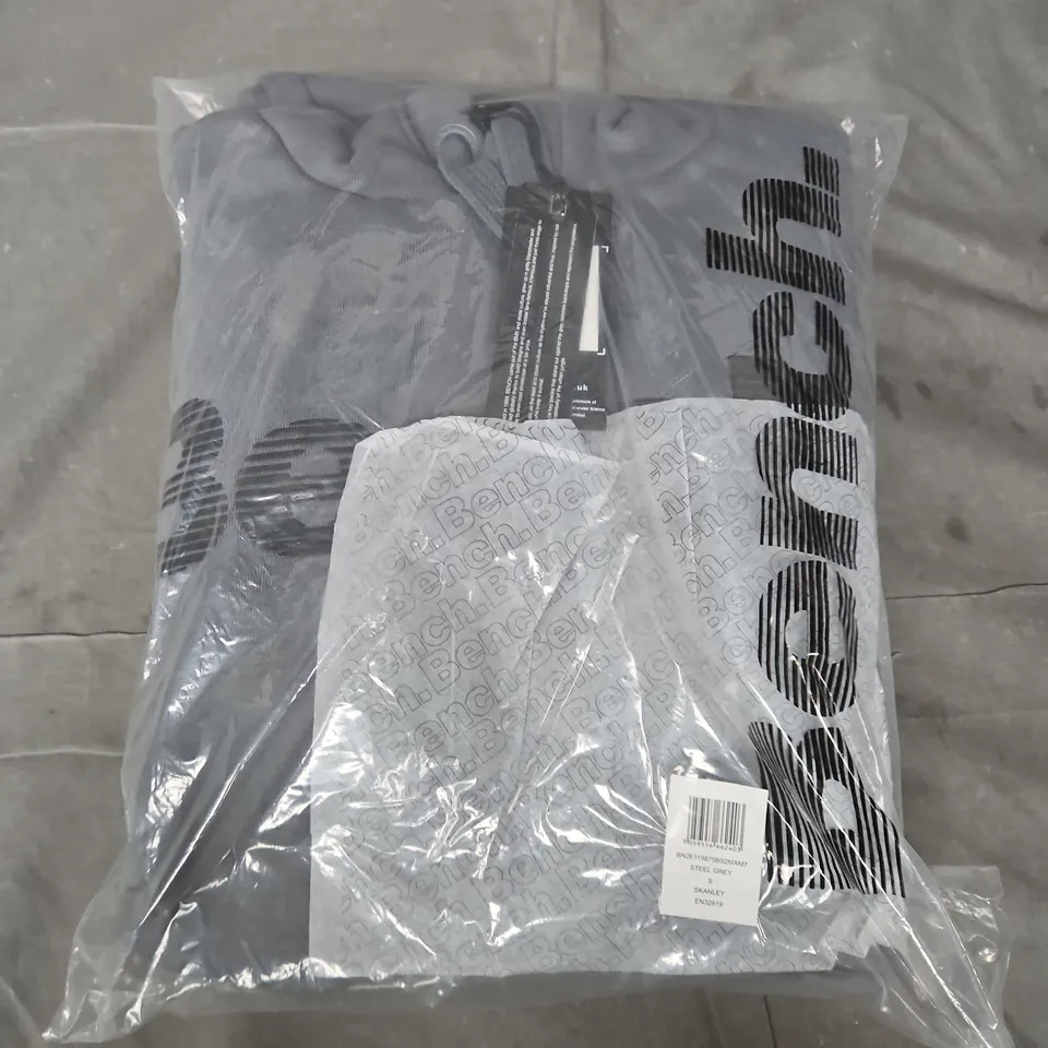 BAGGED BENCH SKANLEY TRACKSUIT IN STEEL GREY - SMALL