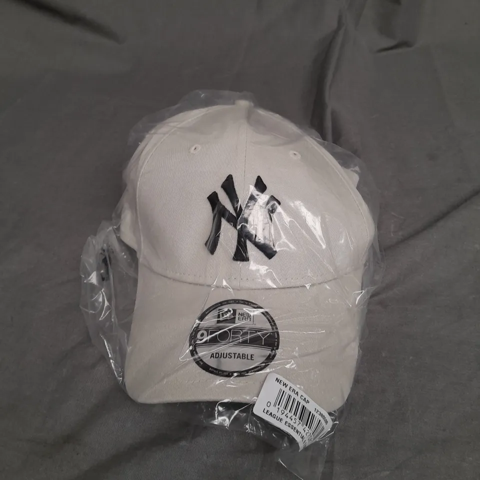 NEW YORK YANKEES BASEBALL CAP