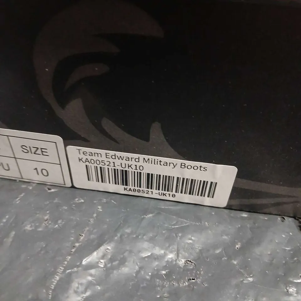 BOXED PAIR OF KOI TEAM EDWARD MILITARY BOOTS - UK SIZE 10
