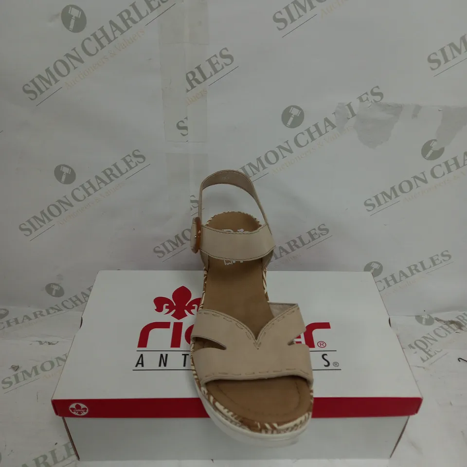 BOXED RIEKER BEIGE RASIED SANDAL SIZE 7.5