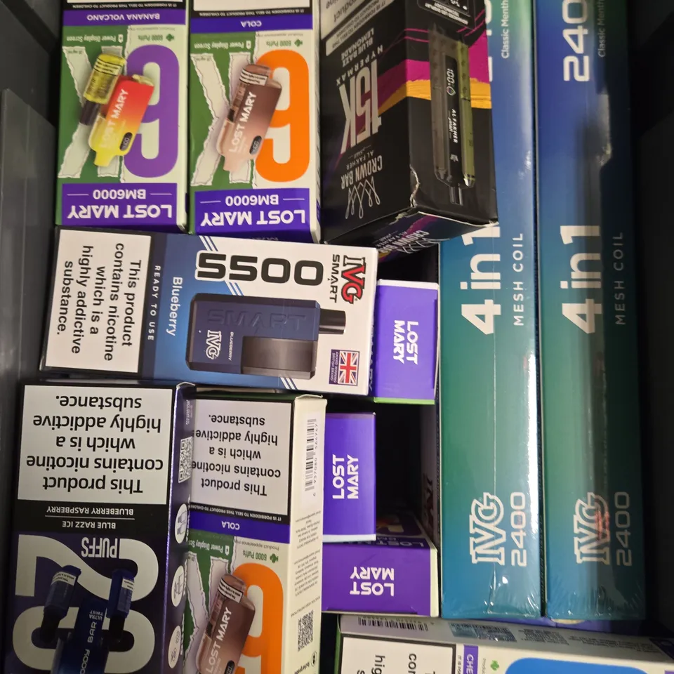 APPROXIMATELY 15 ASSORTED E-CIGARETTE & VAPING ITEMS TO INCLUDE IVG, BLOODY BAR, LOST MARY ETC