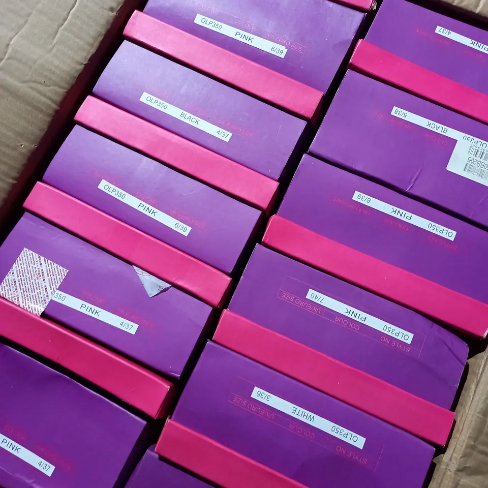 APPROXIMATELY 11 BOXED PAIRS OF DOLCIS PLATFORM SANDALS IN BLACK, PINK, WHITE VARIOUS SIZES TO INCLUDE SIZES 3, 4, 5