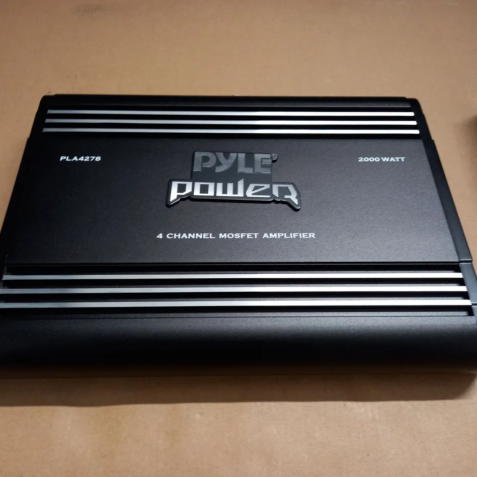 PYLE POWER PLA4278 2000 WATT 4-CHANNEL BRIDGEABLE MOSFET AMPLIFIER
