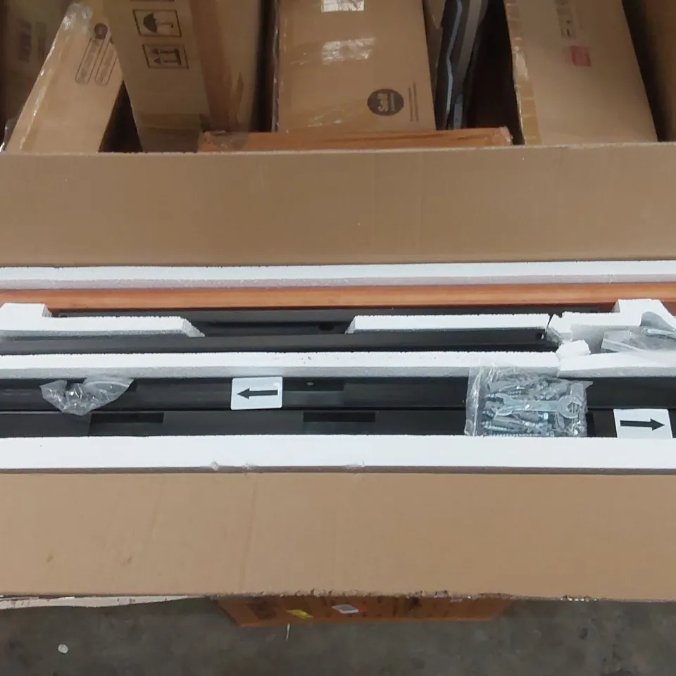 BOXED HANDRAILS FOR OUTDOOR STEPS HAND RAILING FITS 1 TO 3 STEPS (1 BOX)