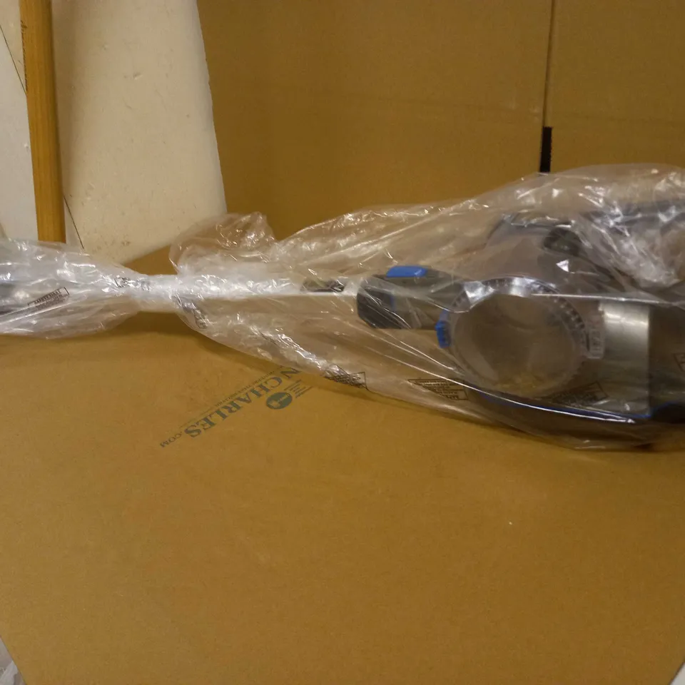 VAX BLADE 32 V CORDLESS VACUUM CLEANER 