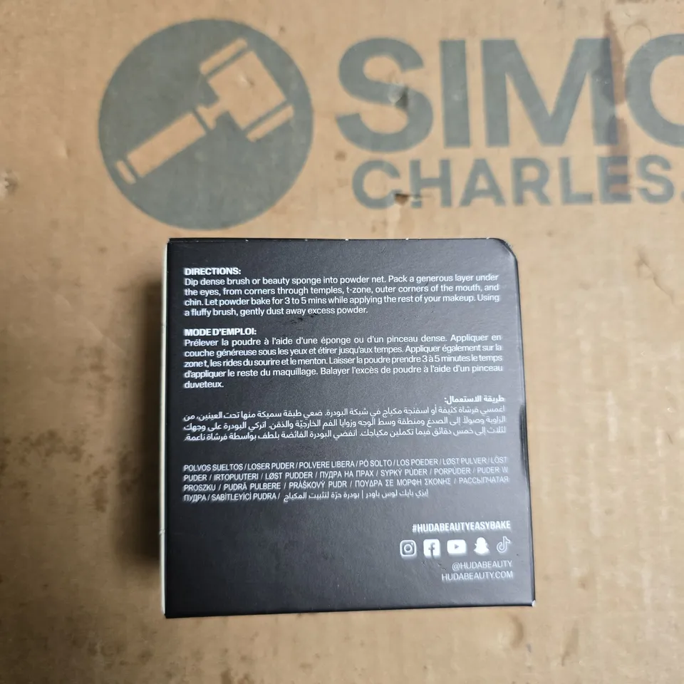 HUDA BEAUTY EASY BAKE LOOSE BAKING & SETTING POWDER 20 G