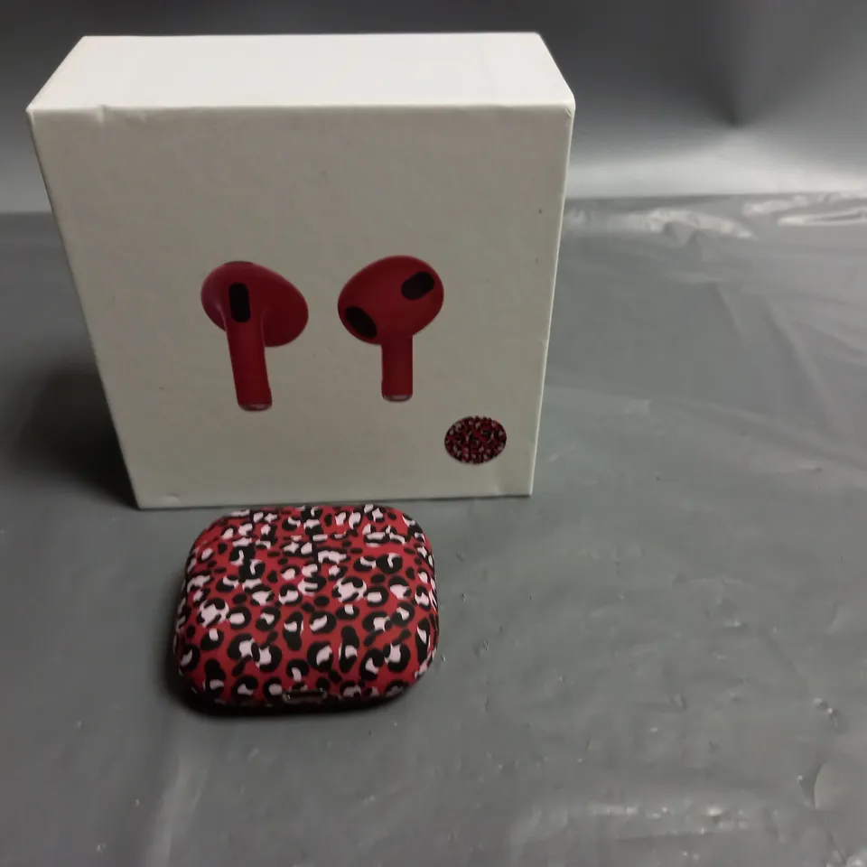 BOXED LA CASA DE LAS CARCASAS WIRELESS EARPHONES 4TH GENERATION RED