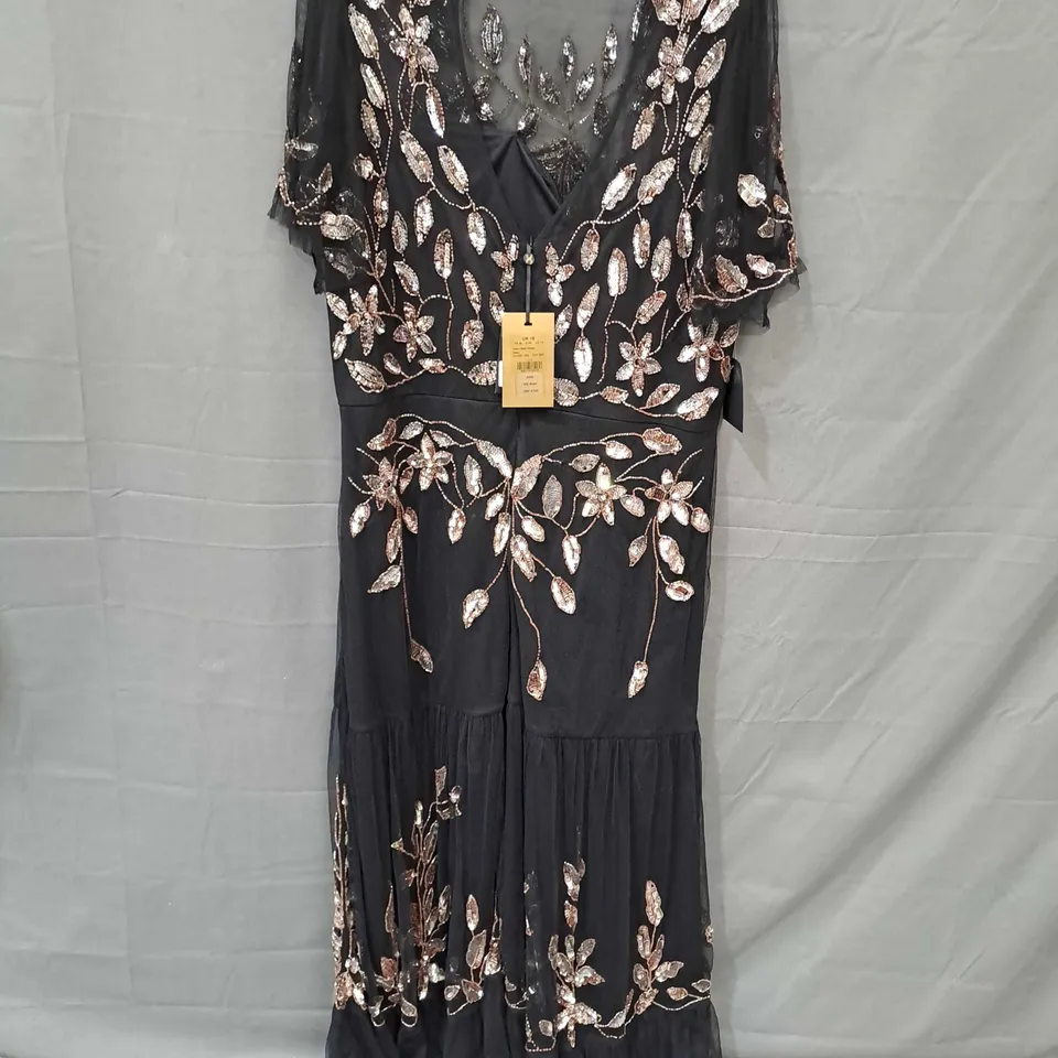 COLLECTION HILARY MAXI DRESS IN BLACK - US 14