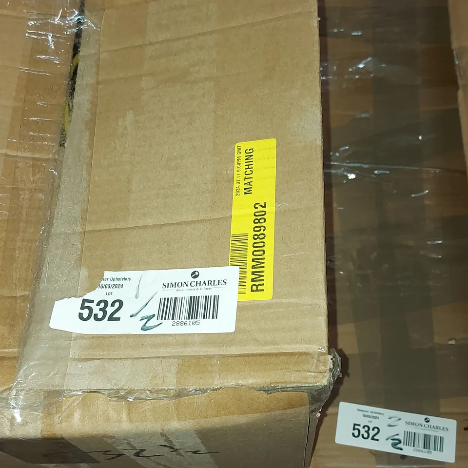 BOXED 1033MM SINGLE BATHROOM VANITY WITH COUNTERTOP POLYMARBLE BASIN GLOSS WHITE (2 BOXES)