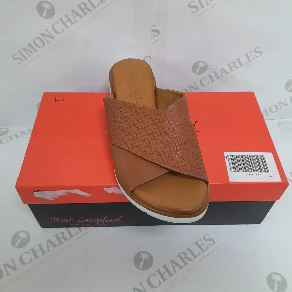 BOXED PAIR OF RUTH LANGSFORD FLAT SLIDE SANDALS IN TAN SIZE 5