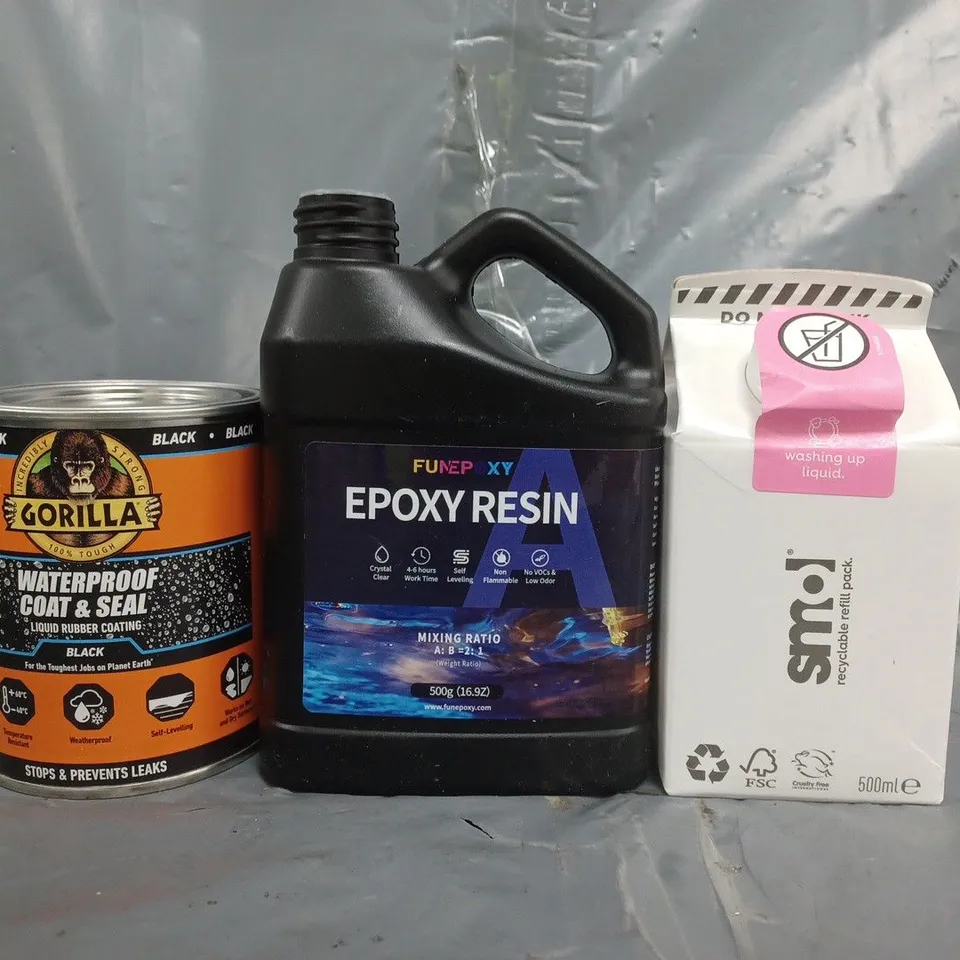 APPROXIMATELY 10 ASSORTED HOUSEHOLD ITEMS TO INCLUDE WASHING UP LIQUID, EPOXY RESIN, ETC - COLLECTION ONLY