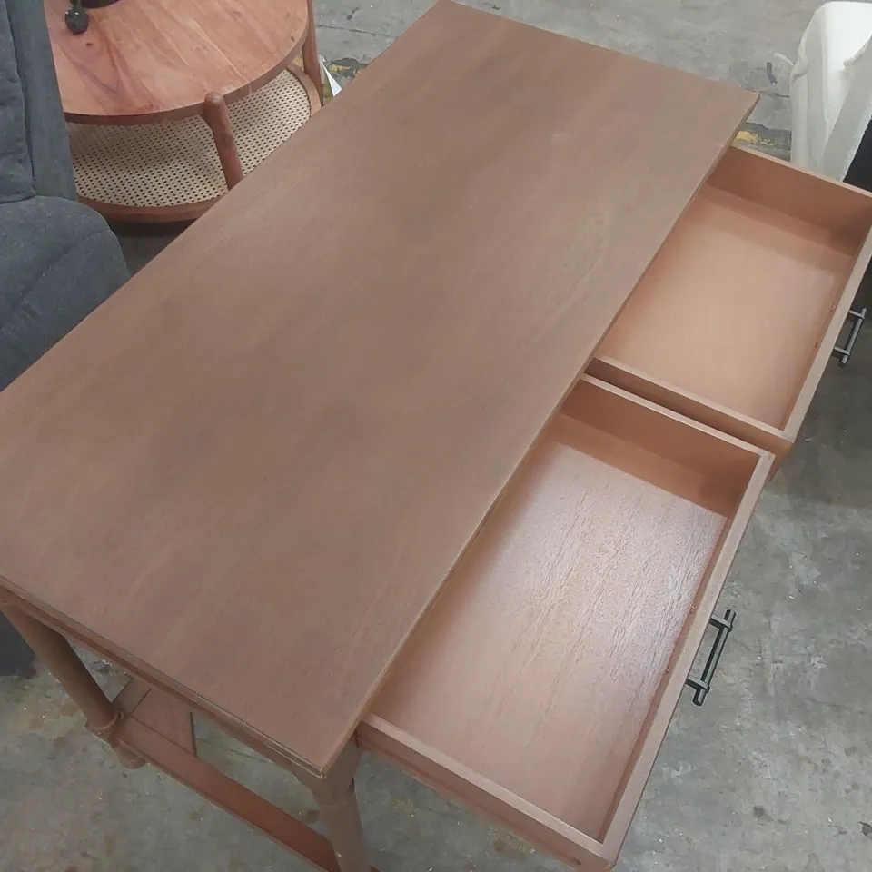 LAYCE 2 DRAWER DESK