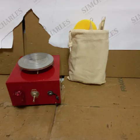 TOOLS FOR ARTS AND CRAFTS