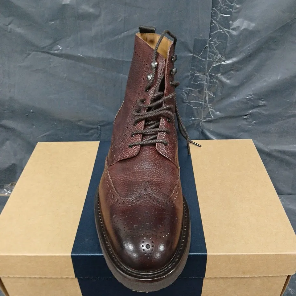 BOXED PAIR OF CHARLES TYRWHITT MAHOGANY GRAIN BROGUE BOOT - UK SIZE 8