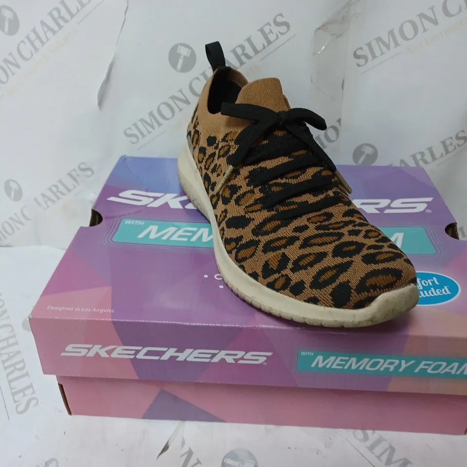 SKECHERS ULTRA FLEX SAFARI TOUR LEOPARD DECO SLIP ON TRAINERS - UK 6