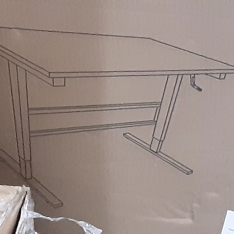 BOXED WIDE ERGONOMIC SIT TO STANDING DESK IN WHITE , H116/76 X W120 X D60CM 