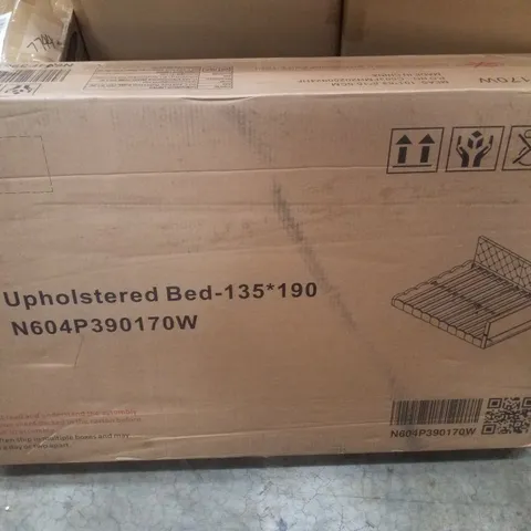 BOXED UPHOLSTERED BED 135×190CM (2 BOXES)