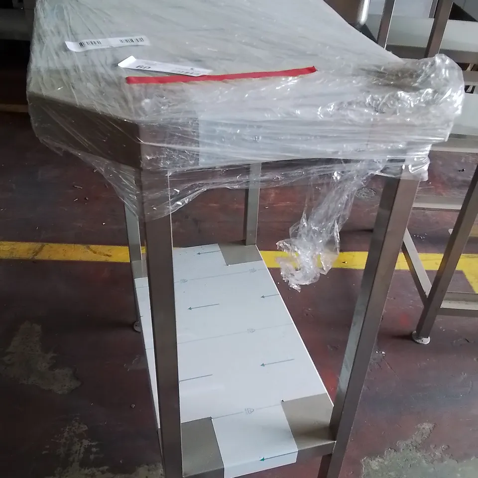 STAINLESS STEEL INDUSTRIAL CATERING WORKTOP/COUNTER
