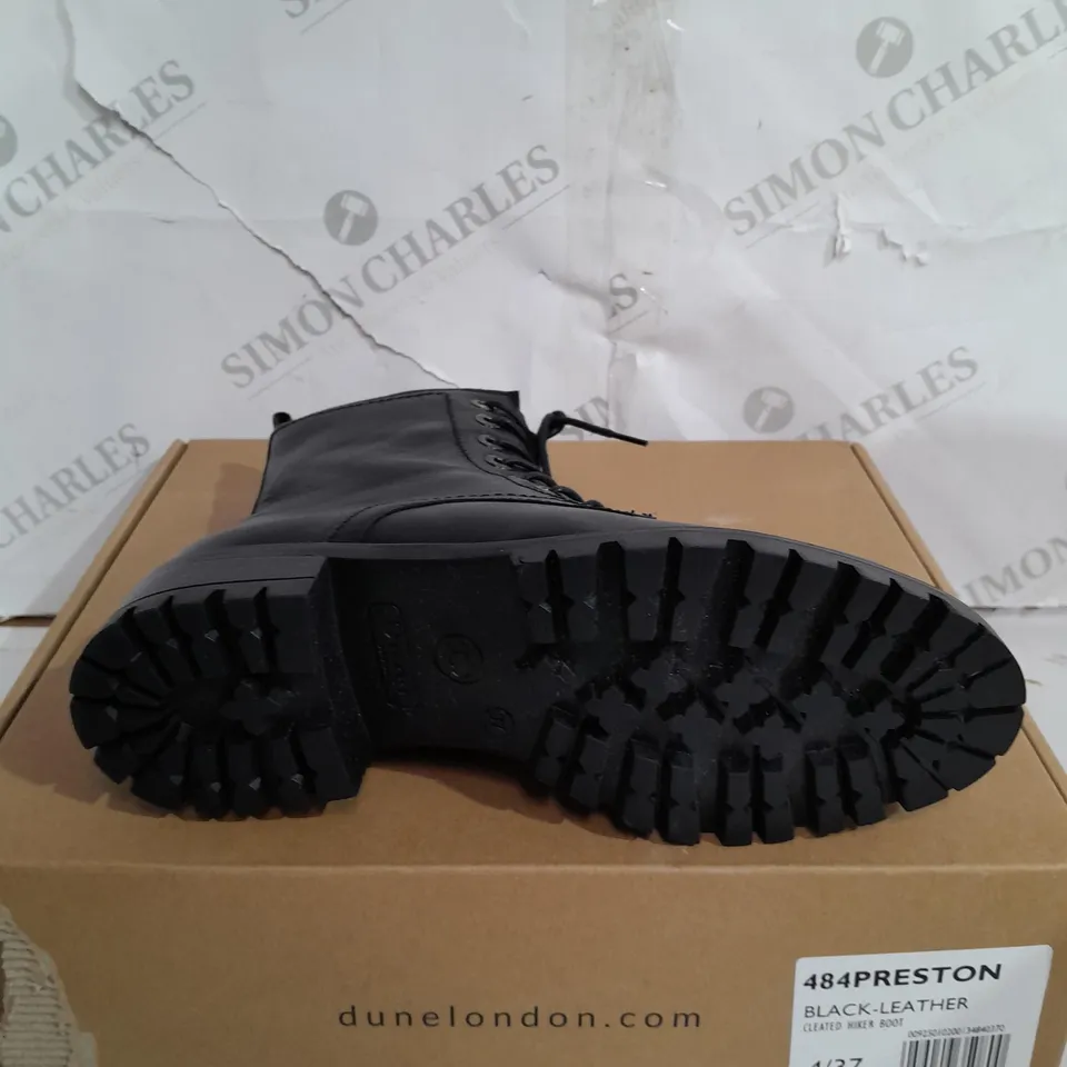 BOXED PAIR OF DUNE LONDON PRESTONE LEATHER CLEATED HIKER BOOTS IN BLACK UK SIZE 4
