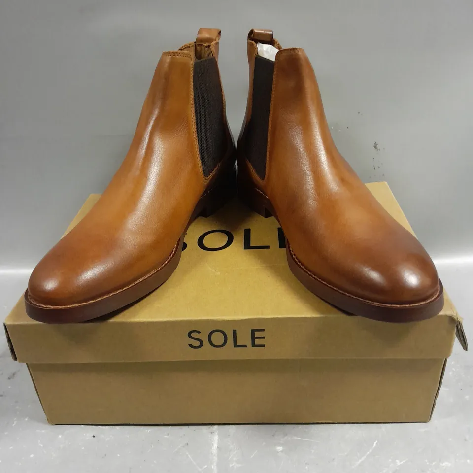 BOXED PAIR OF SOLE NEW CHELSEA BOOTS IN HONEY BROWN - 9