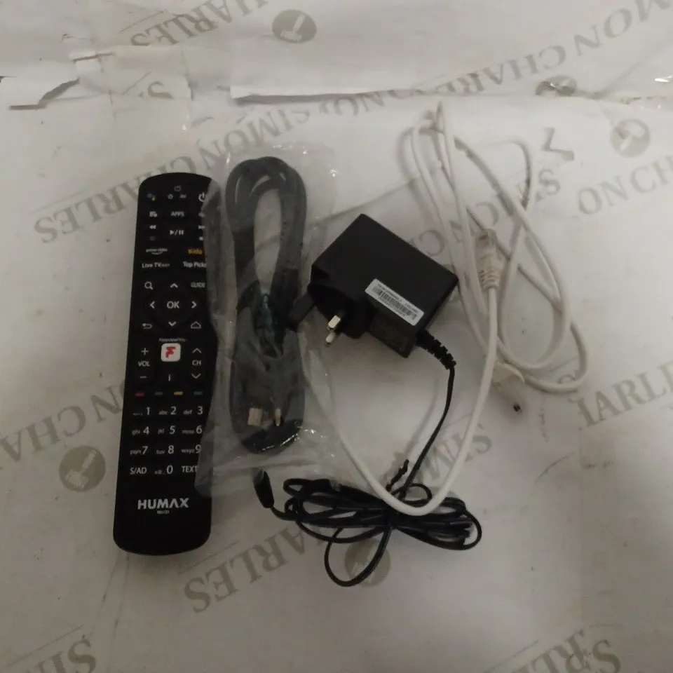 HUMAX AURA UHD FREEVIEW PLAY RECORDER 1TB 