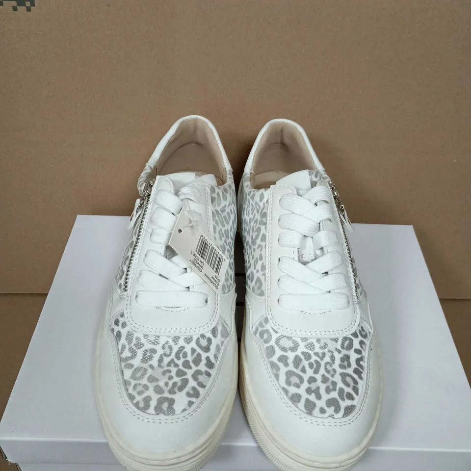 BOXED PAIR OF SHOES BY EMMA ENEA OSPREY WHITE LEOPARD-PRINT SNEAKERS - UK SIZE 5