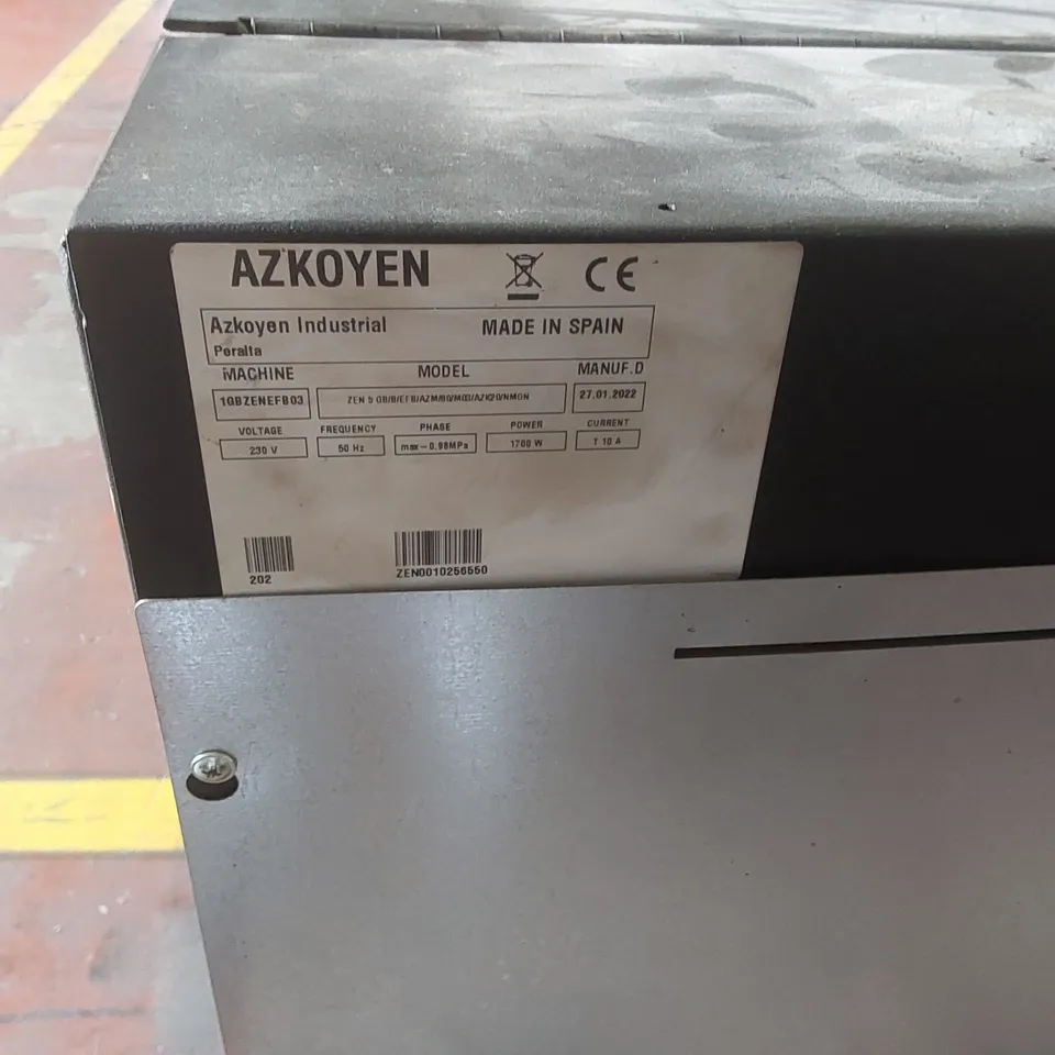 AZKOYEN VITRO S5 COMMERCIAL COFFEE MACHINE 