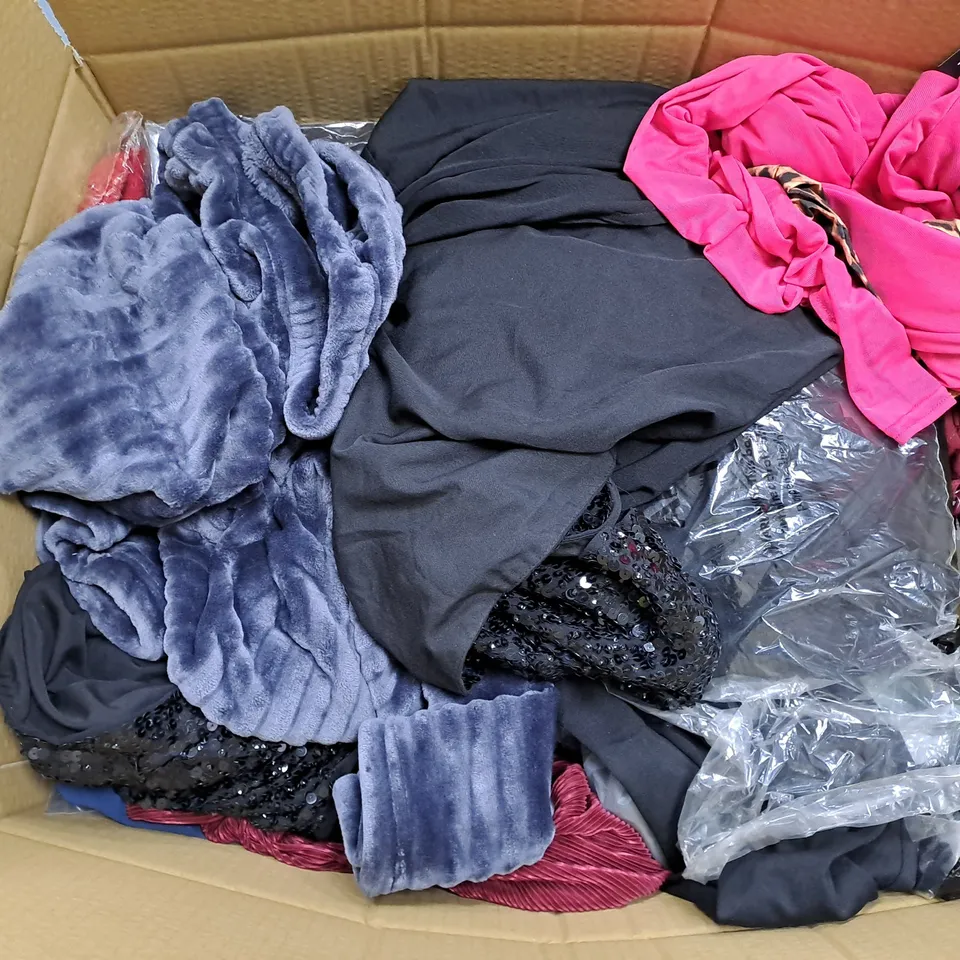 LARGE BOX OF ASSORTED CLOTHING ITEMS IN VARIOUS COLOURS AND SIZES INCLUDING TROUSERS , TOPS AND JUMPERS 