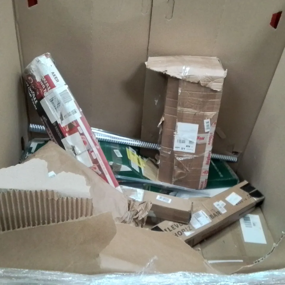 PALLET OF ASSORTED HOUSEHOLD GOODS AND PRODUCTS TO INCLUDE;AREA RUG,ADJUSTABLE SIGN BOARDS 