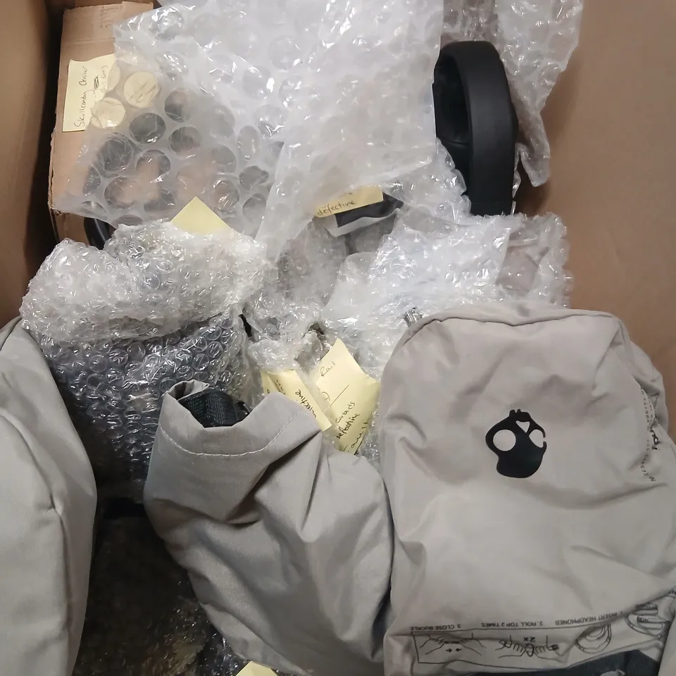 LARGE QUANTITY OF ASSORTED HEADPHONES/HEADSETS