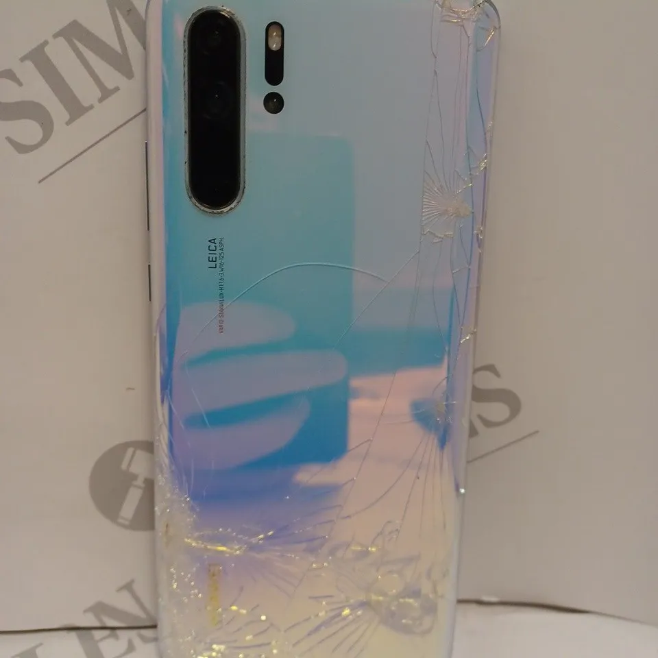 HUAWEI P30 PRO SMARTPHONE 