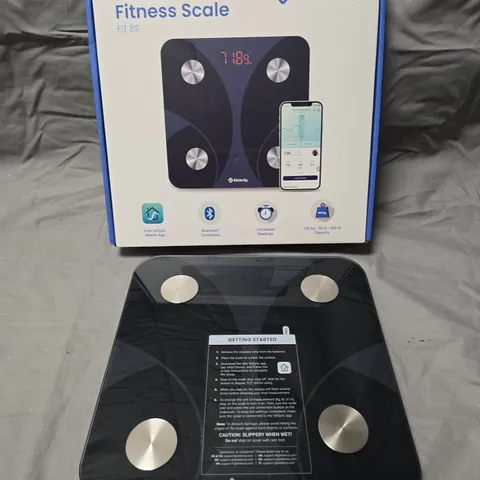 BOXED ETEKCITY FIT8S SMART FITNESS SCALES