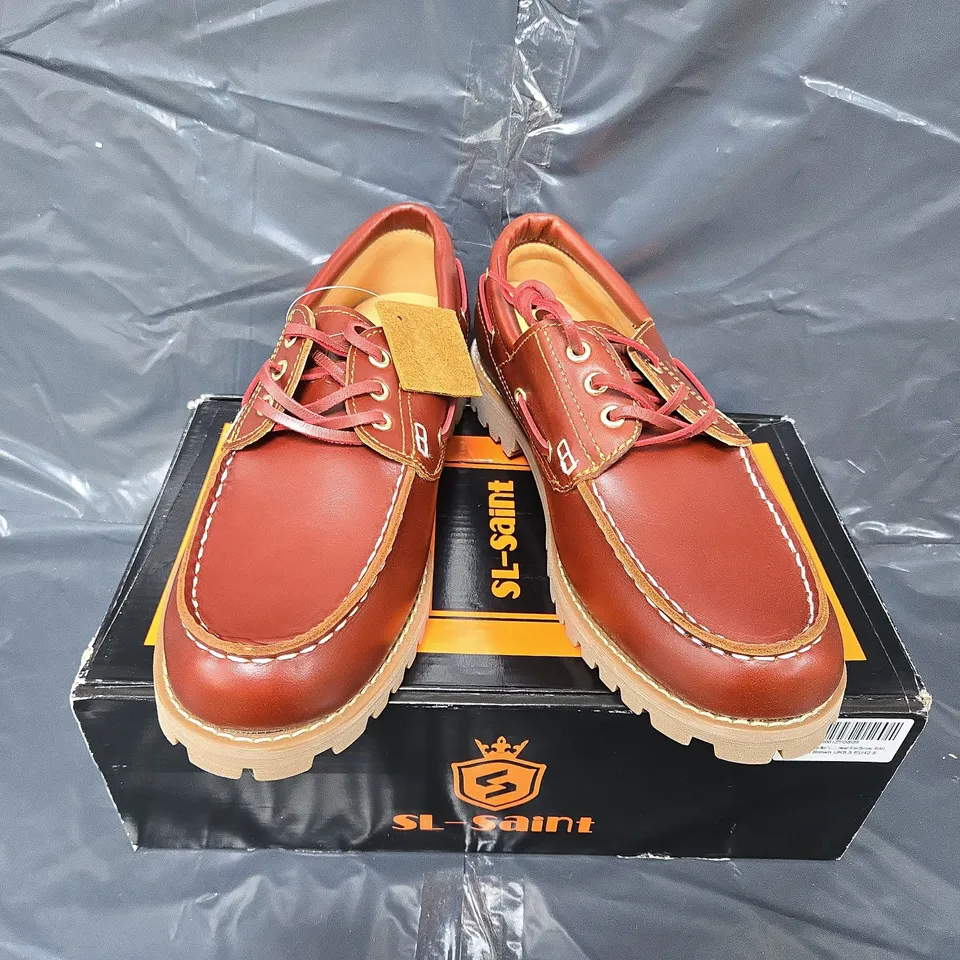 BOXED PAIR OF SL-SAINT ROMA B1 SHOES IN BROWN - UK 8.5