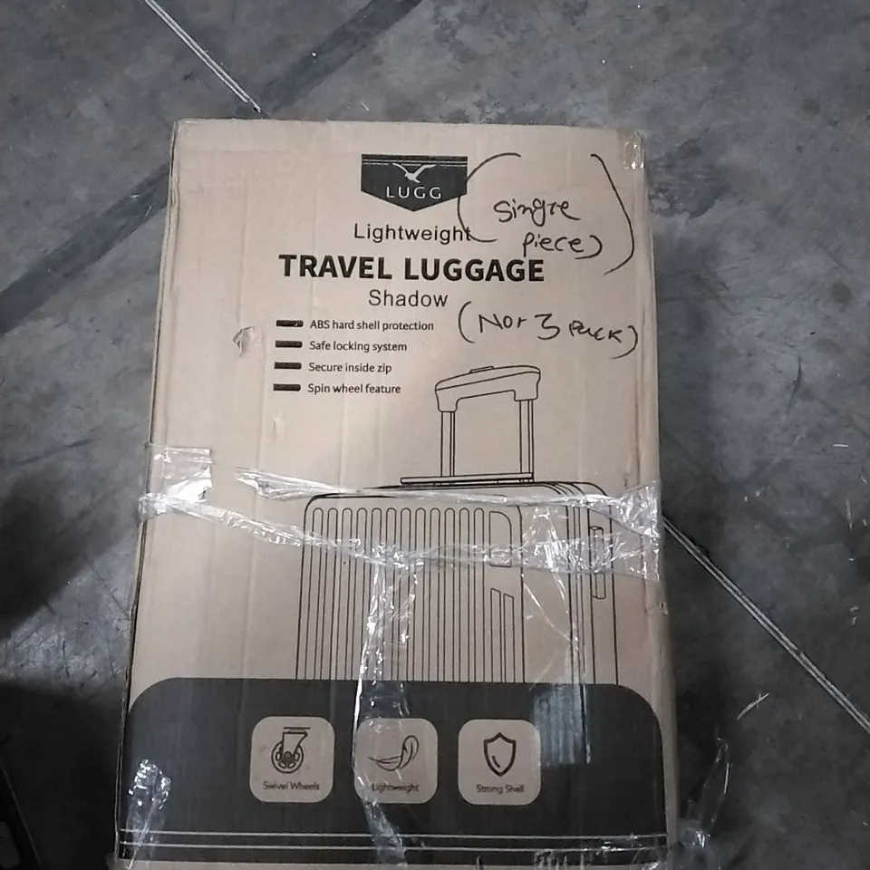 BOXED LUGG LIGHTWEIGHT TRAVEL LUGGAGE CASE ( ONLY 1 OF 3 PCS)