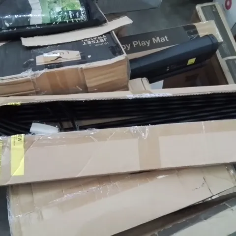 BOXED GARDEN GEAR METAL OBELISK (1 BOX)