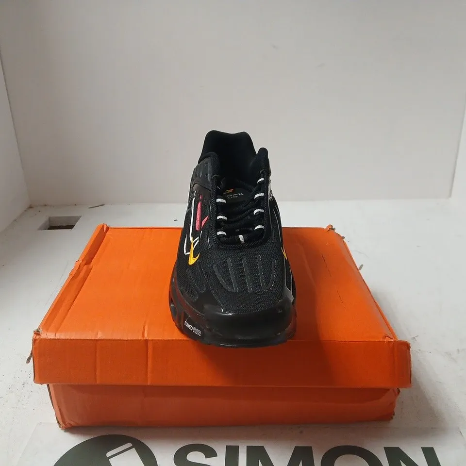 NIKE TUNED AIR MAX PLUS BLACK WHITE UK 8.5