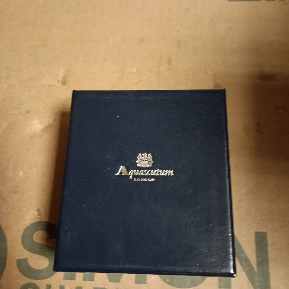 AQUASCUTUM LONDON FRAGRANCE BOTTLE IN PRESENTATION BOX WITH DUAL-NOZZLE ATOMISER