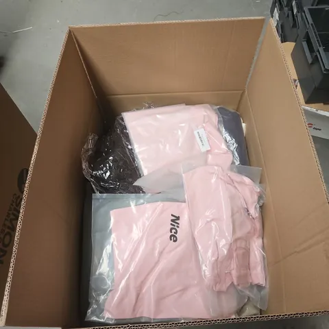 BOX OF APPROXIMATELY 25 ASSORTED CLOTHING ITEMS IN  VARIOUS STYLES , COLOURS AND SIZES 