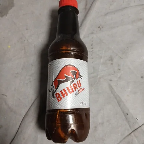 BOX OF APPROXIMATELY 10 ASSORTED FOOD ITEMS INCLUDING BHURU GINGER DRINK , EAST END MUSTARD SEEDS AND FANTA FRUIT TWIST