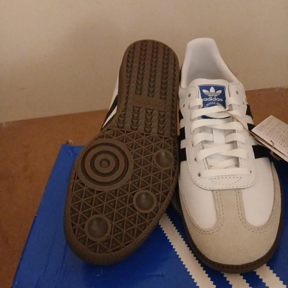 ADIDAS SAMBA OG J TRAINERS – UK 5