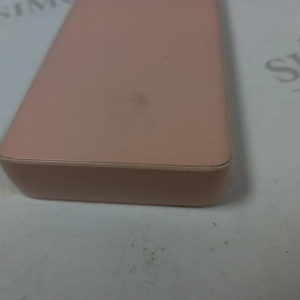 BELKIN BOOST CHARGE POWER BANK - PINK 