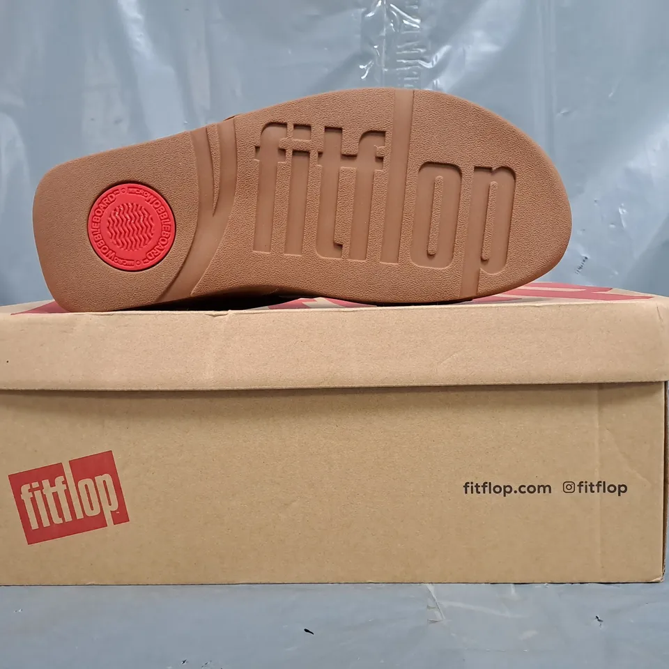 BOXED PAIR OF FITFLOP LULU ADJUSTABLE LEATHER BACK-STRAP SANDALS IN TAN SIZE UK 5