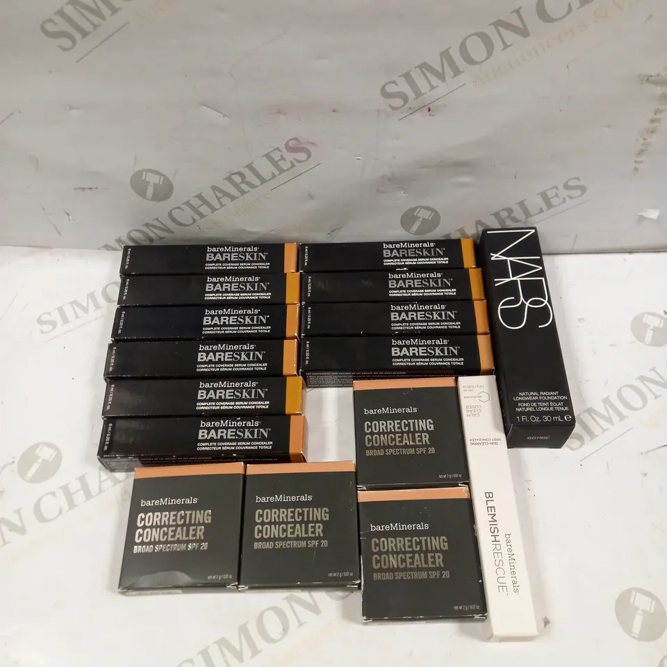 BOX OF APPROXIMATELY 15 ASSORTED MAKE-UP PRODUCTS TO INCLUDE BARE MINERALS CONCEALER, NARS LONGWEAR FOUNDATION, BLEMISH RESCUE ETC
