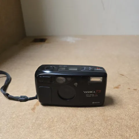 YASHICA T5 35MM COMPACT FILM CAMERA