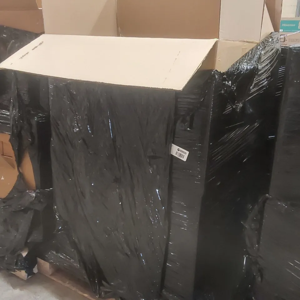 PALLET CONTAINING A VERY LARGE QUANTITY OF ASSORTED EASTER PRODUCTS