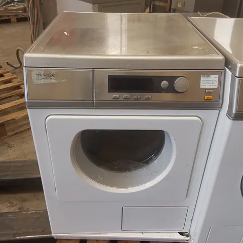 MIELE PROFESSIONAL PT 7136 VARIO TUMBLE DRYER - 400V -W 600 X D 700 X H 850MM