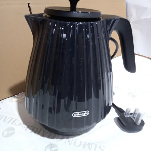 DELONGHI BALLERINA KETTLE