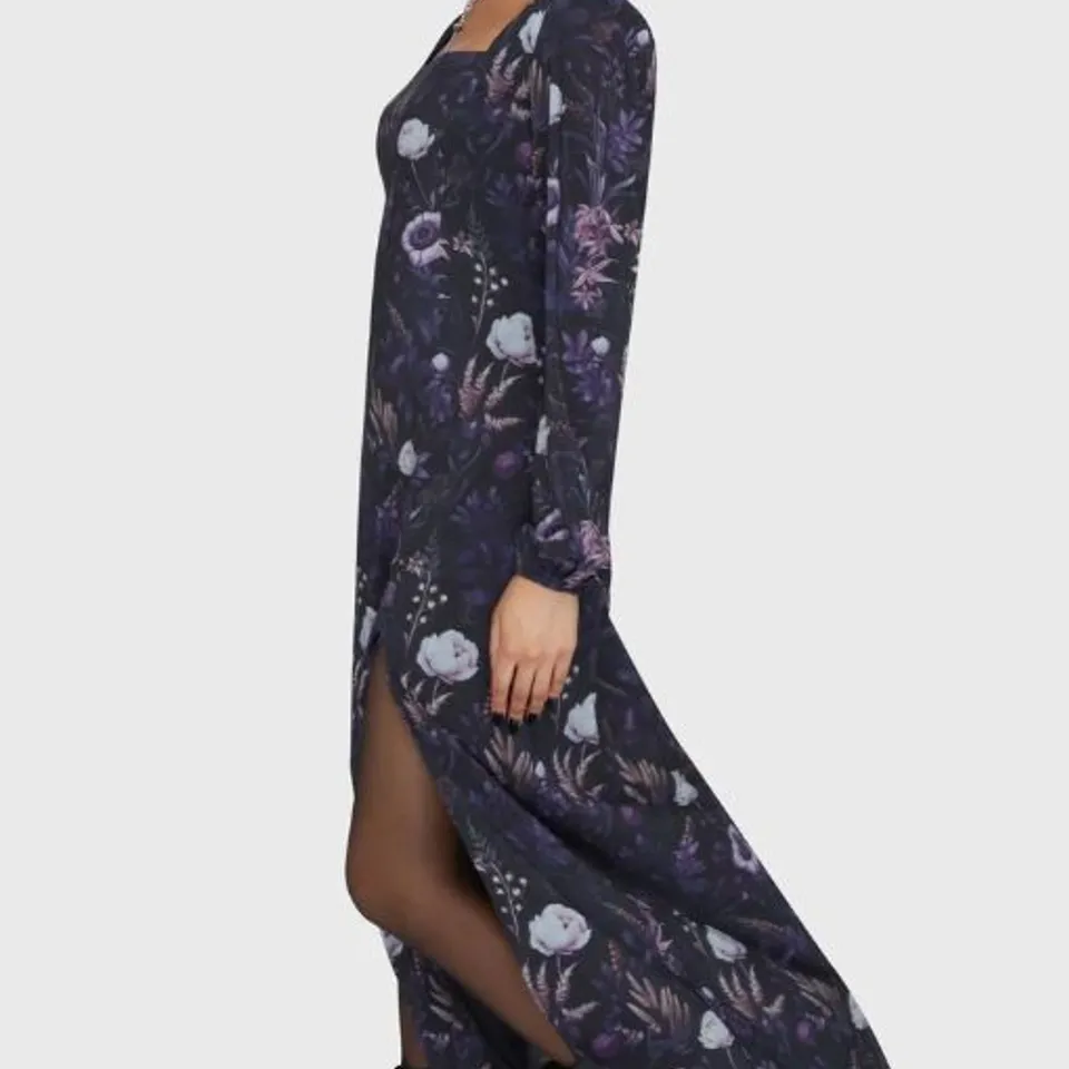 FIVE BRAND NEW KILLSTAR DUSKS GARDEN MAXI DRESS SIZE MAY VARY